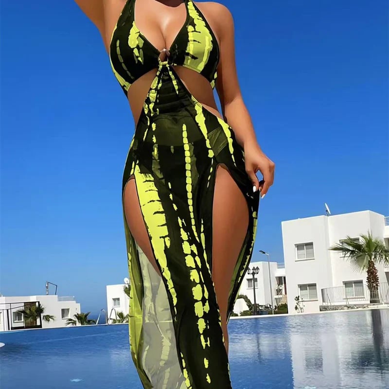 👙 LIMITED TIME ! ✨ Striped Two-Piece Swimsuit – Halter Neck Tie, Ring Detail, High Stretch 🌊