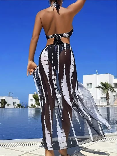👙 LIMITED TIME ! ✨ Striped Two-Piece Swimsuit – Halter Neck Tie, Ring Detail, High Stretch 🌊
